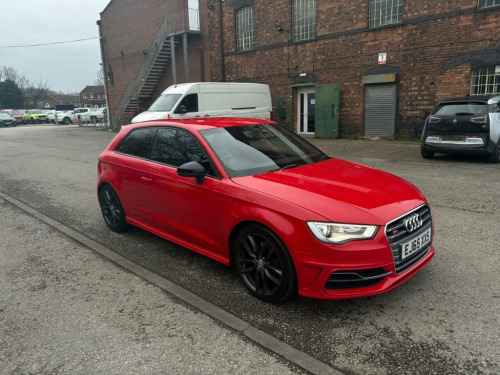 Audi S3  2.0 TFSI Hatchback 3dr Petrol S Tronic quattro Eur 