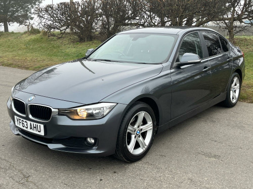 BMW 3 Series  2.0 318d SE Saloon