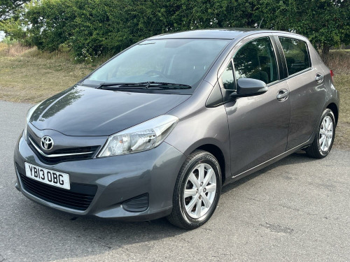 Toyota Yaris  1.3 Dual VVT-i TR