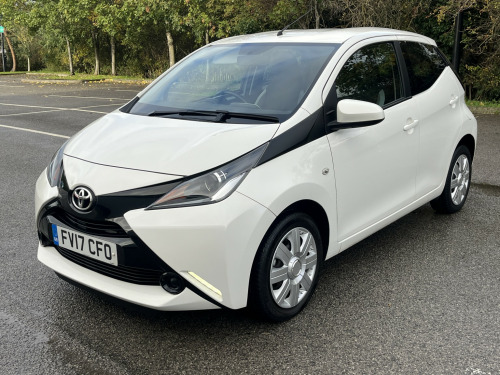 Toyota AYGO  1.0 VVT-i x-play