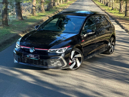 Volkswagen Golf  2.0 TSI GTI