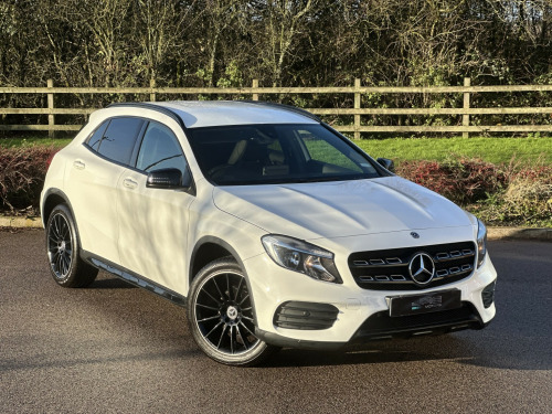 Mercedes-Benz GLA-Class GLA200 1.6 GLA200 AMG Line 
