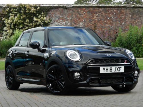 MINI Cooper S Hatchback