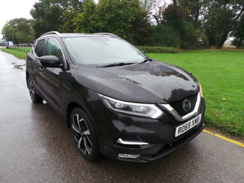 Nissan Qashqai  1.3 DiG-T 160 Tekna 5dr