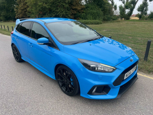Ford Focus  2.3 EcoBoost 5dr