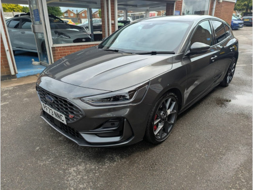 Ford Focus 2.3 EcoBoost ST 5dr