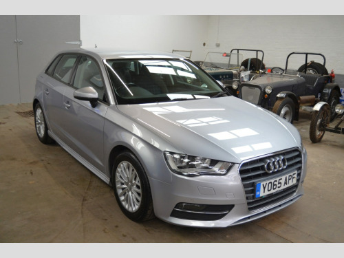Audi A3  1.6 TDI Ultra 110 SE Technik 5dr