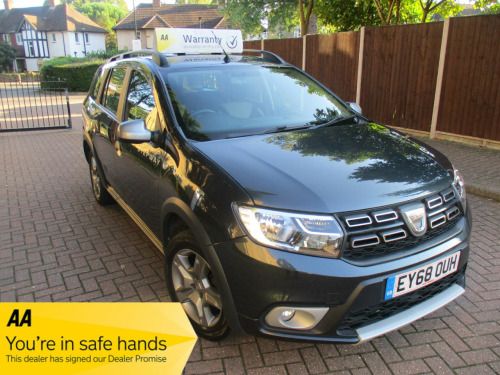 Dacia Logan  0.9 TCe Comfort 5dr Full Dacia History Satnav