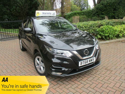 Nissan Qashqai  1.3 DiG-T Acenta Premium 5dr FSH Satnav Bluetooth