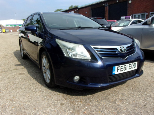 Toyota Avensis  2.0 D-4D TR Nav 5dr