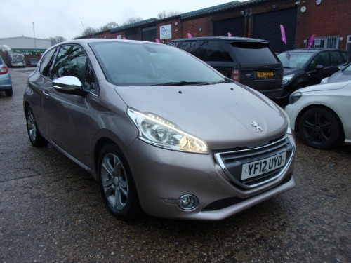 Peugeot 208  1.4 VTi Allure 3dr