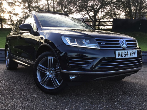 Volkswagen Touareg  3.0 V6 TDI BlueMotion Tech 262 R-Line 5dr Tip Auto OVER £5000 OF OPTIONAL E