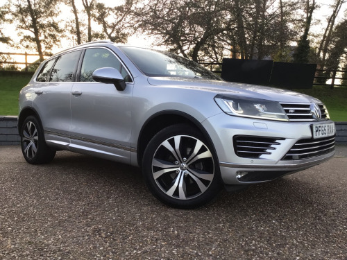 Volkswagen Touareg  3.0 V6 TDI BlueMotion Tech 262 R-Line 5dr Tip Auto