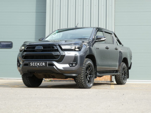 Toyota Hi-Lux  SEEKER Invincible D/Cab Pick Up 2.4 D-4D STYLED BY SEEKER