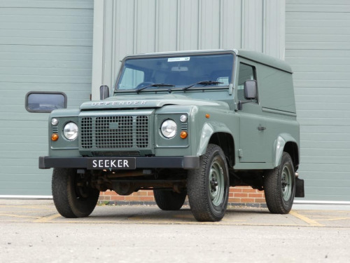 Land Rover Defender  Hard Top TDCi [2.2] HERITAGE EDITION FROM SEEKER UK