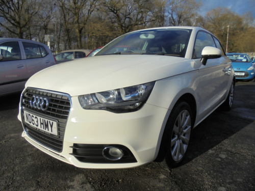 Audi A1  A1 SPORT TFSI