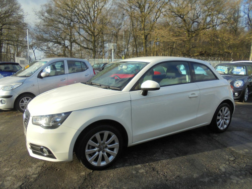 Audi A1  A1 SPORT TFSI