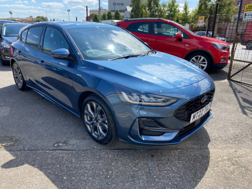 Ford Focus  FOCUS ST-LINE 1.0L EcoBoost Petrol Manual