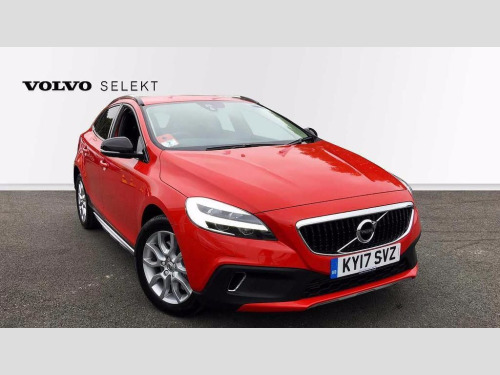 Volvo V40  D2 Cross Country Pro Manual  5dr