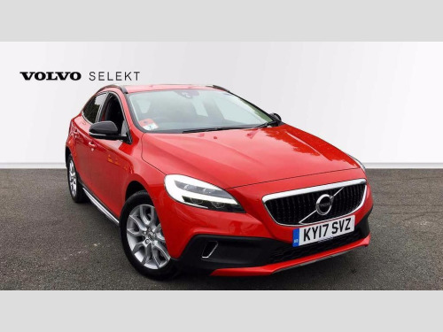Volvo V40  D2 Cross Country Pro Manual  5dr