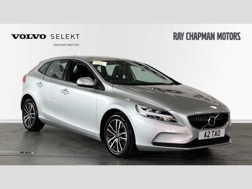 Volvo V40  T2 Momentum Edition Manual