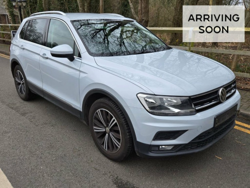 Volkswagen Tiguan  2.0 TDI SE Navigation SUV 5dr Diesel DSG Euro 6 (s