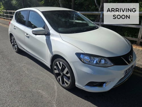 Nissan Pulsar  1.2 DIG-T Tekna Hatchback 5dr Petrol Manual Euro 6