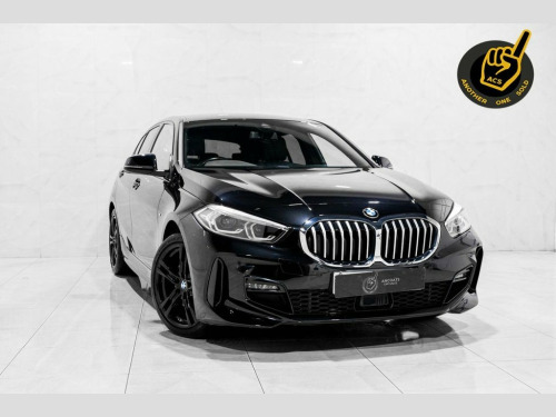 BMW 1 Series  1.5 118i M Sport (LCP) Hatchback 5dr Petrol DCT Eu