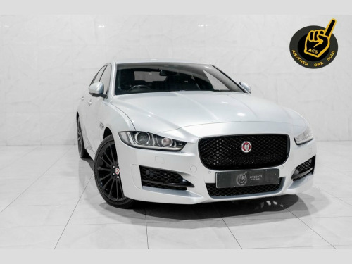 Jaguar XE  2.0d R-Sport Saloon 4dr Diesel Auto AWD Euro 6 (s/