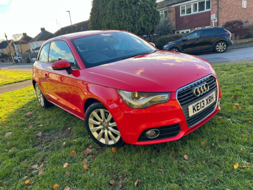 Audi A1  TFSI SPORT 1.4 AUTOMATIC