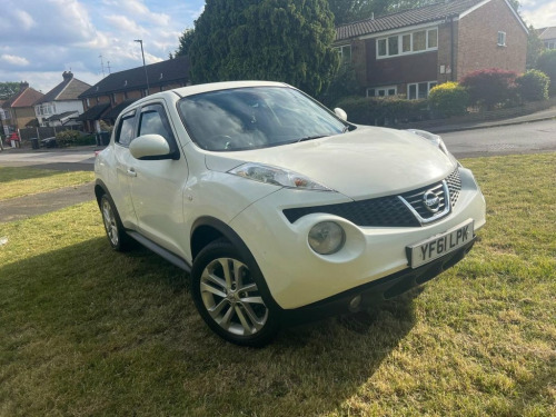 Nissan Juke  1.6 Tekna SUV 5dr Petrol CVT Euro 5 (117 ps) 6 mon