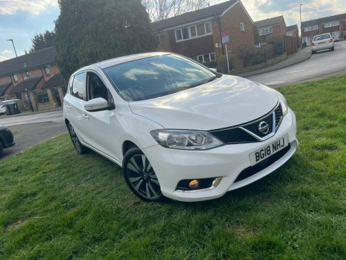 Nissan Pulsar  1.2 DIG-T N-Connecta Hatchback 5dr Petrol XTRON Eu