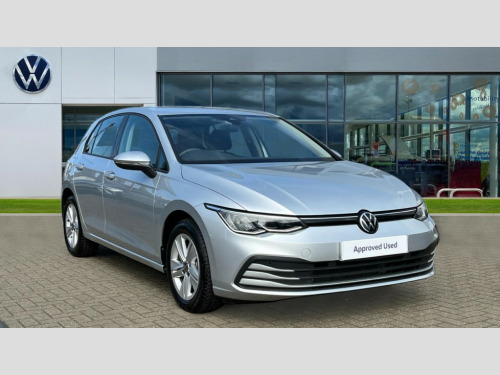 Volkswagen Golf  Golf 8 Life 1.5 eTSI 150PS 7-speed DSG 5 Door