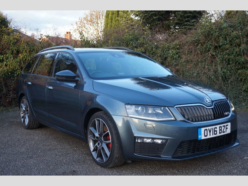 Skoda Octavia  2.0 TDI vRS Estate 5dr Diesel Manual Euro 6 (s/s)  