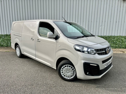 Vauxhall Vivaro  1.5 Turbo D 2900 Sportive