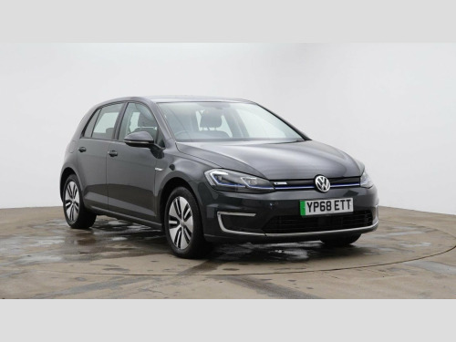 Volkswagen Golf  35.8kWh e-Golf