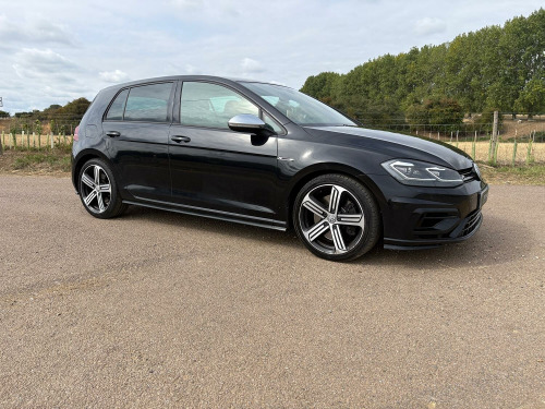 Volkswagen Golf  2.0 TSI R