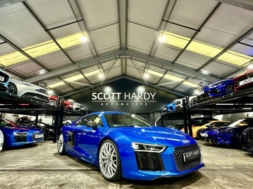 Audi R8  5.2 FSI V10 Plus Coupe 2dr Petrol S Tronic quattro