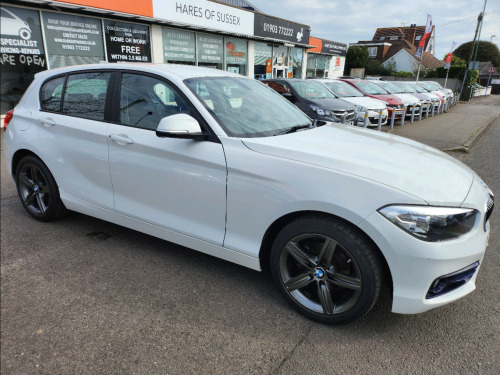 BMW 1 Series  1.5 118i Sport Hatchback 5dr Petrol Manual Euro 6 (s/s) (136 ps)