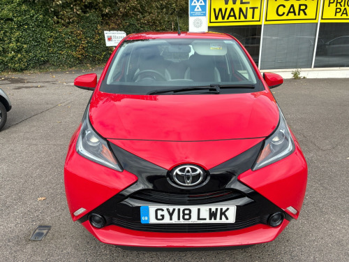 Toyota AYGO  1.0 VVT-i x-play Hatchback 5dr Petrol Manual Euro 6 (71 ps)