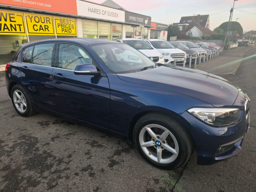 BMW 1 Series  1.5 118i SE Hatchback 5dr Petrol Auto Euro 6 (s/s) (136 ps)