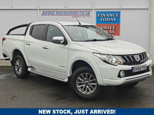 Mitsubishi L200  2.4 DI-D DC Warrior Pickup Double Cab 4dr Diesel M 