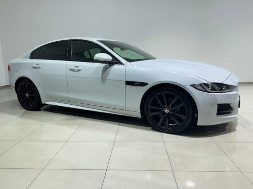 Jaguar XE  2.0d R-Sport Saloon 4dr Diesel Auto Euro 6 (s/s) (