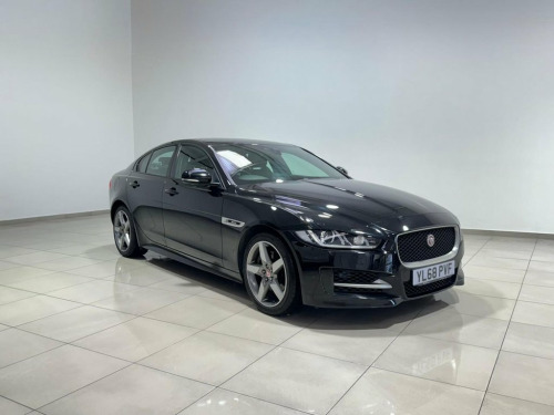 Jaguar XE  2.0i GPF R-Sport Saloon 4dr Petrol Auto Euro 6 (s/ 