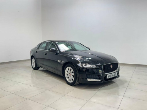 Jaguar XF  2.0d Prestige Saloon 4dr Diesel Auto Euro 6 (s/s)