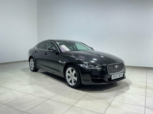 Jaguar XE  2.0i Portfolio Saloon 4dr Petrol Auto AWD Euro 6 (