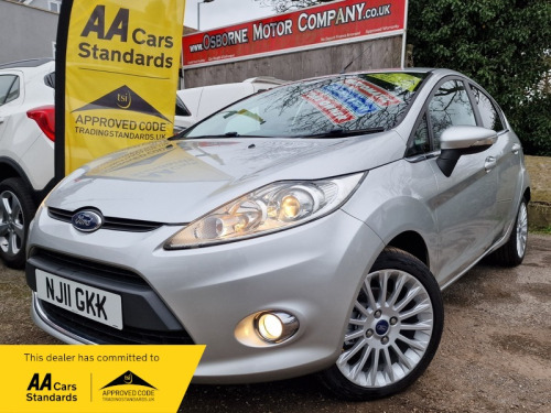 Ford Fiesta  1.4 TITANIUM AUTOMATIC