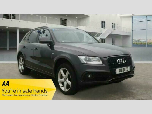 Audi Q5  3.0 TDI V6 S line SUV 5dr Diesel S Tronic quattro Euro 5 (s/s) (245 ps)