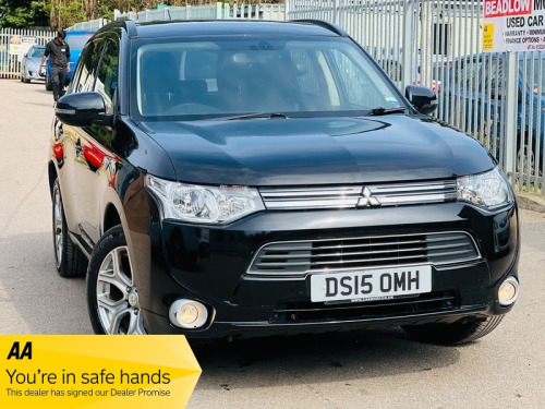 Mitsubishi Outlander  2.0h 12kWh GX3h SUV 5dr Petrol Plug-in Hybrid CVT 4WD Euro 5 (s/s) (200 ps)