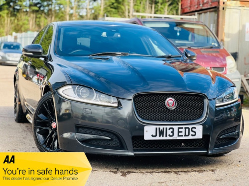 Jaguar XF  2.2d R-Sport Saloon 4dr Diesel Auto Euro 5 (s/s) (200 ps)